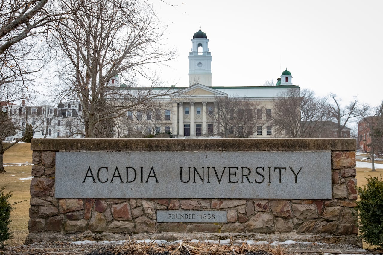Trường Acadia University